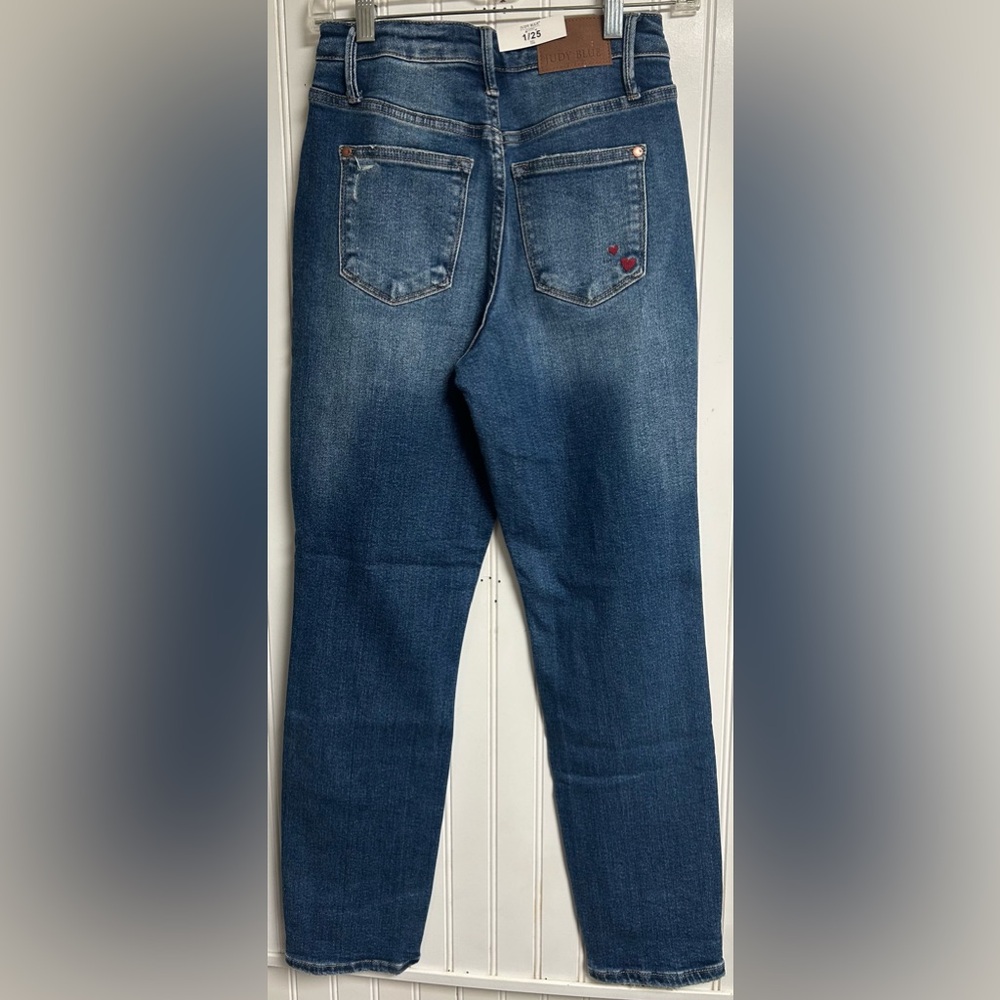Judy Blue Hi-Rise Queen Of Hearts Boyfriend Jeans Size 1/25 Style #88569 NWT - Picture 7 of 10
